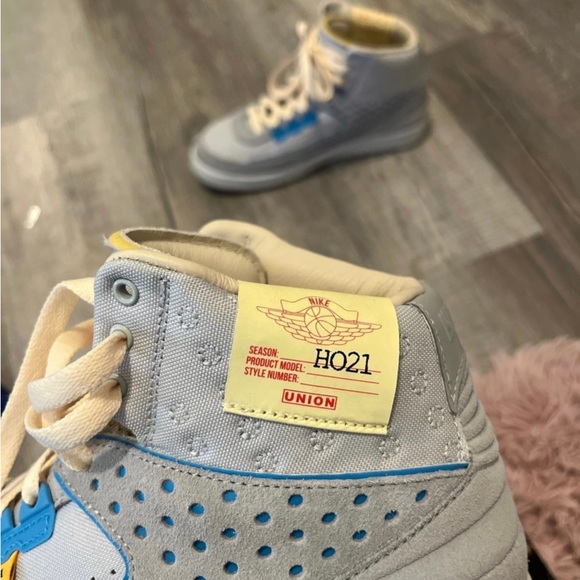 *sold on mercari* Jordan 2 union la Fog - Picture 4 of 9